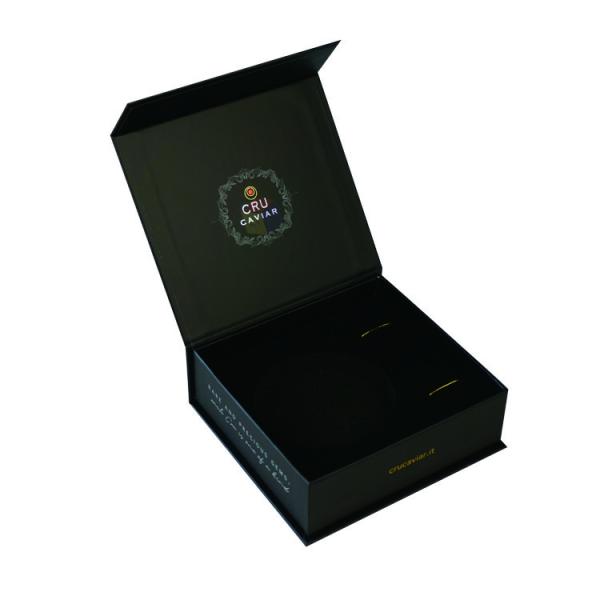Logo personnalisé noir en feuille chaude en carton dur, papier d'emballage, boîte cadeau magnétique avec insert en mousse