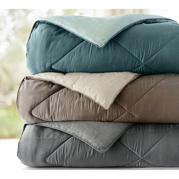 Linen Silk Hotel White Comforter , Non Woven Fabric Grey Down Comforter