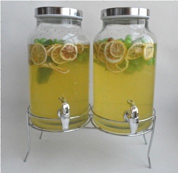 clear glass beverage dispenser