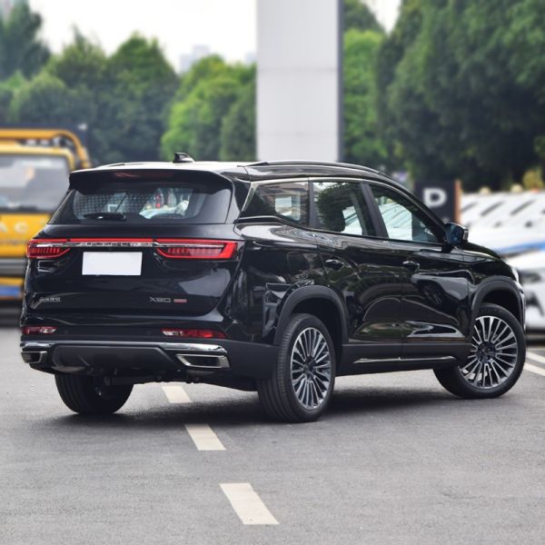 2024 JETOUR X90 Plus Blanco 2.0T L4 Automóvil de gasolina SUV de tamaño medio 5 asientos LED Control de velocidad eléctrico Desplazamiento normal 2.0-2.5L