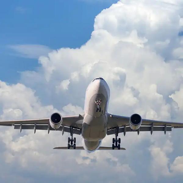 Dangerous Goods International Freight Forwarding Door To Door Air Shipping From China To Iran