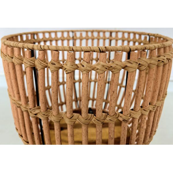 Factory Direct Sale Metal Frame Wooden Legs  PE Rattan Artificial Weaving Popular Flower Stand with Wooden Base