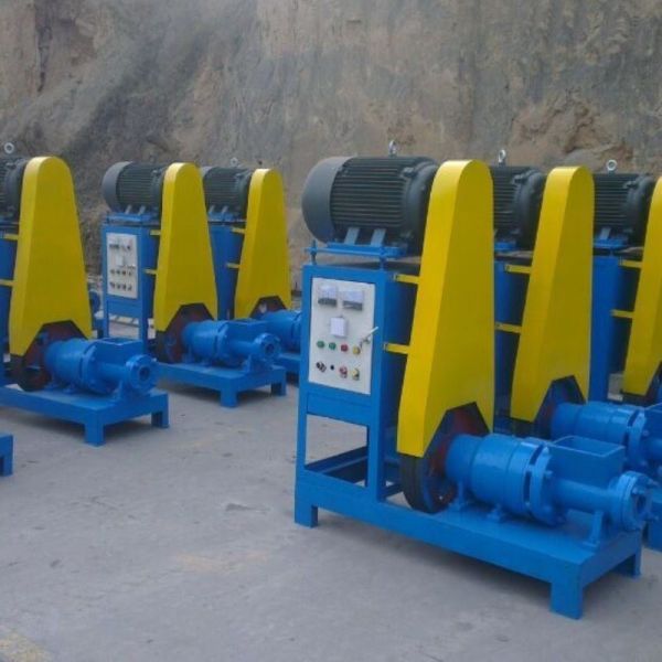 Vertical Coconut Shell Charcoal Briquette Machine with 8%-12% Moisture of Raw Material