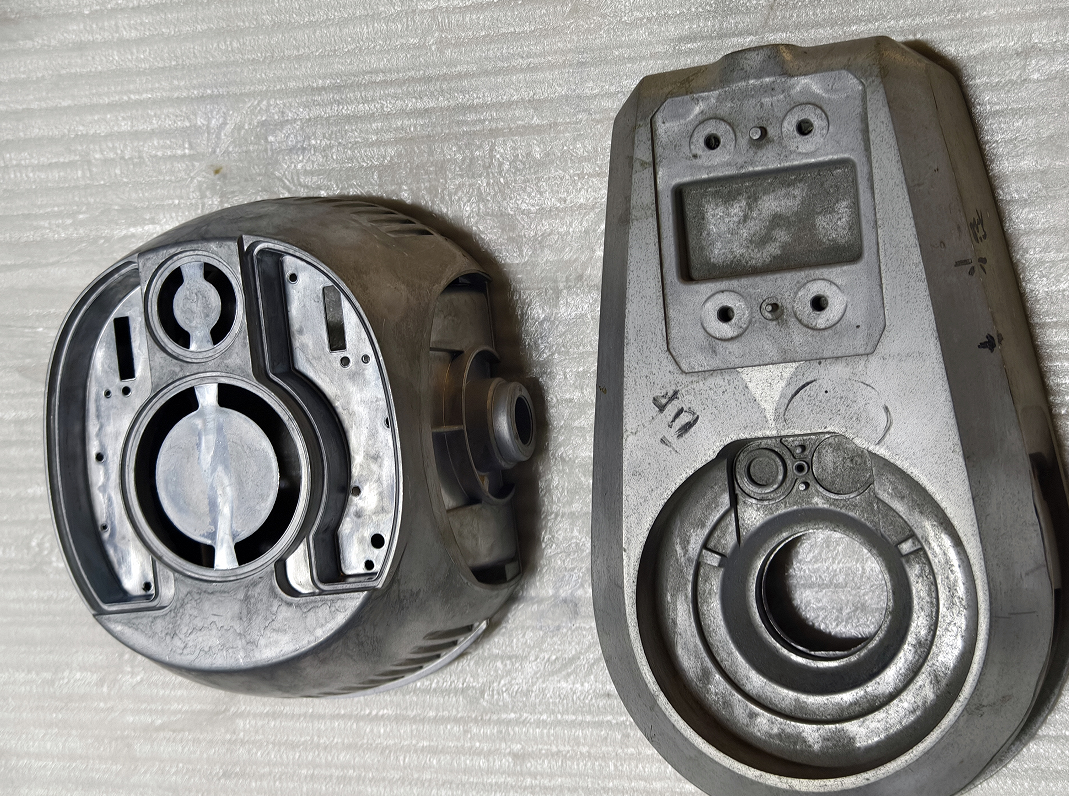Fully Auto Precision Robotic Grinding Machine For Die Cast Aluminum Housing Assembly
