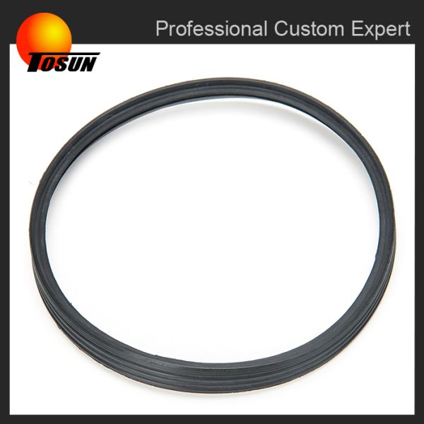 Oil resistant flexible spiral packing seal