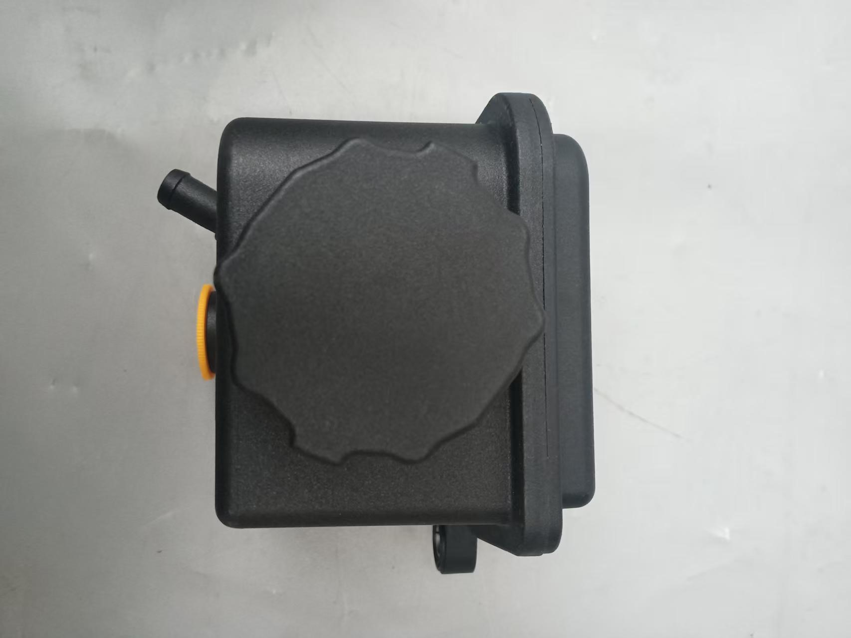 Hot selling Power Steering Reservoir 0004600183 for Mercedes Benz W251 W220