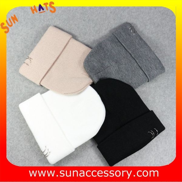 AK17016 Sun customized acrylic fashion promotion advertising beanie cap, logo can be sewing on the cap