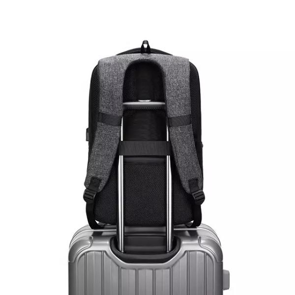 15.6 Inch USB Charge 19L Anti Theft Waterproof Men Backpack 0.7kg