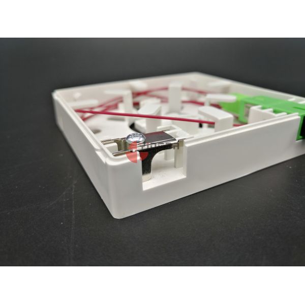 Порты панели 2 гнезда коробки прекращения волокна держателя стены СК/АПК с зажимом кабеля металла