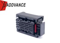 MG656864-5 ECU Fil à fil Femme 93 broches Connecteur de phare automobile original KET