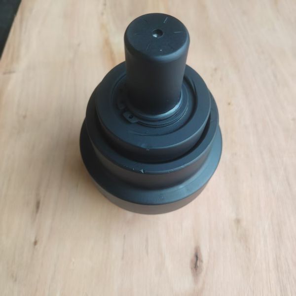 Hitachi ZX70 Carrier Roller 9153288/9153329 for EX70/EX75/EX80 Excavators - High-Quality Replacement with OEM Specifications