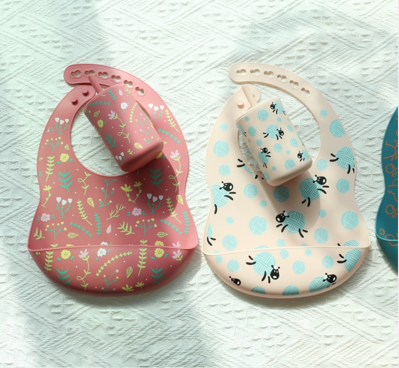 OEM легко чистить Силиконовый детский биб для 0-4 лет ребенка кормление печать Силиконовый биб чашки