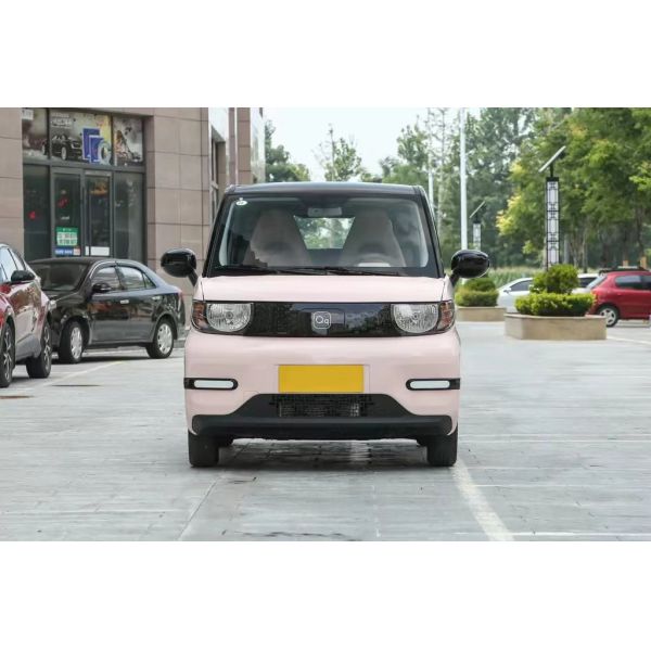 4-Seat Hatchback Chery QQ Ice Cream Pure Electric Energy Vehicle 6.5h Charging Time