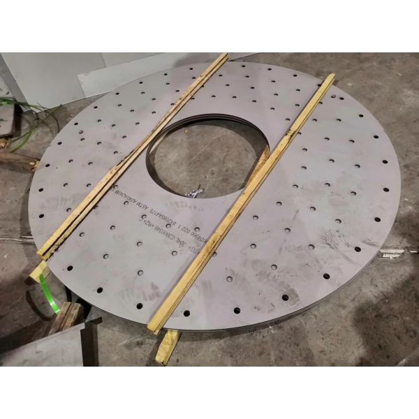 Perforated Stainless Steel Hot Rolled Sheet 3-16mm 304 Plate shiny stainless steel sheet checkered steel sheet