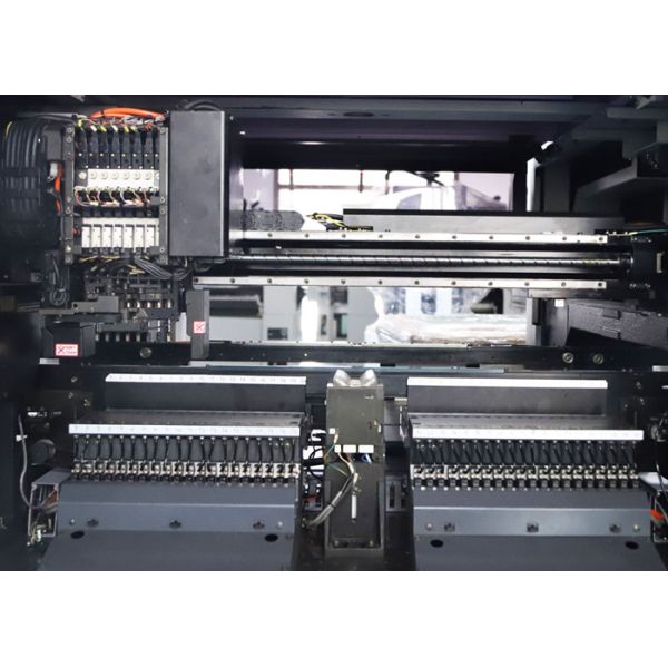 Ligne pré possédée équipement YV100XG Yamaha Chip Mounter 16200CPH de Smt
