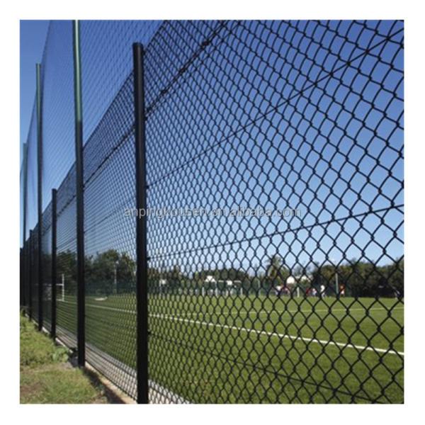 Green Color Stadium Chain Link Fence Cyclon Wire Mesh Playground Fence Made of Steel