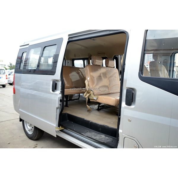 Dongfeng DFSK 1.5L 112HP Van Truck Euro5 with H.S CODE 87042100 and 82kw Engine Power