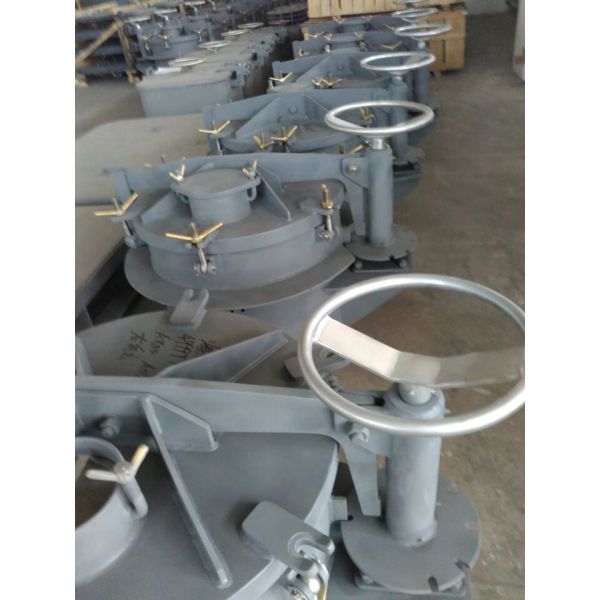 Marine Horizontally Opening Oiltight Hatch Cover Rotating Marine Hatch Cover