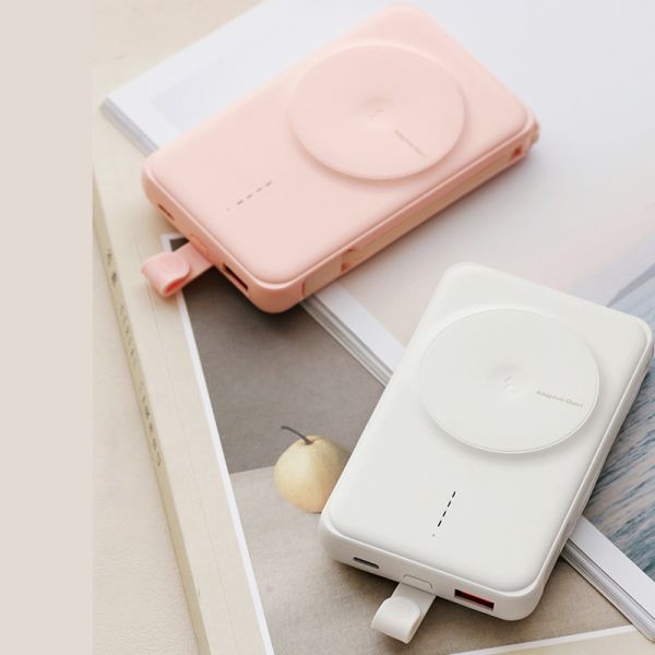 Li Polymer Magnetic Power Bank Quick Charging 10000mAh Wireless Output