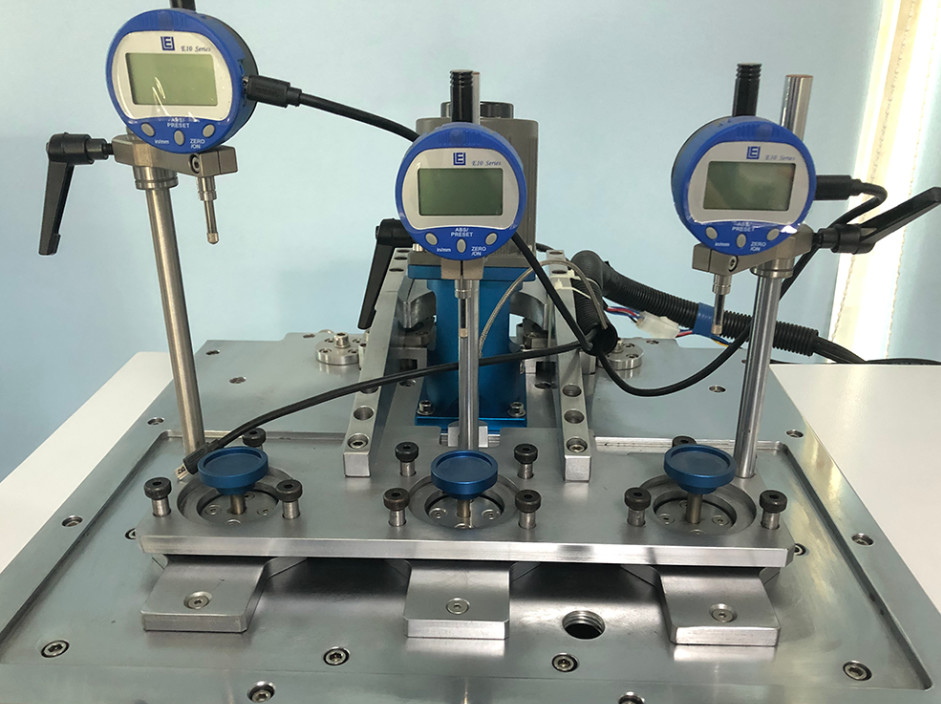 Температура Vicat пластикового тестера пункта HDT размягчая (больше чем 150 ℃), прибор Vicat тестера размягчая пункта автоматический