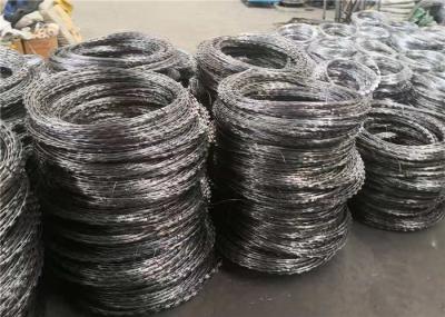 8 Clips BTO-22 300Mm Diameter Razor Wire Concertina
