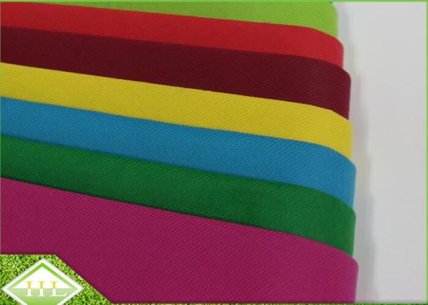 Non Woven Spunbond Polypropylene Fabric For Shopping Bags / Agricultural Covers