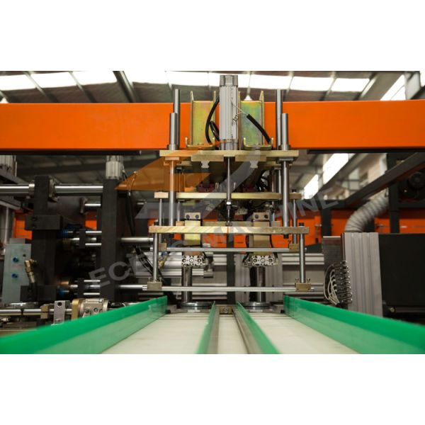 Big Neck Jar PET Bottle Blowing Machine , Blow Moulding Machine 1 Year Warranty