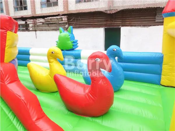 Parque de diversões inflável adequado para crianças com impressão de playground ao ar livre explodir castelo de salto