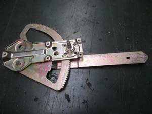 SHAANXI COPY QUALITY PHOTO COLOR Glass lifter - Стеклоподъемник двери правый 81.62640.6058