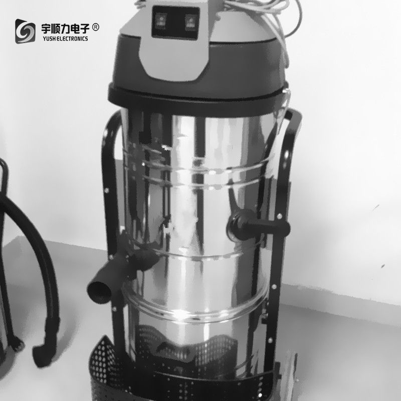 Water Suction Industrial Wet Dry Vacuum Cleaners Circulating Air Cooling