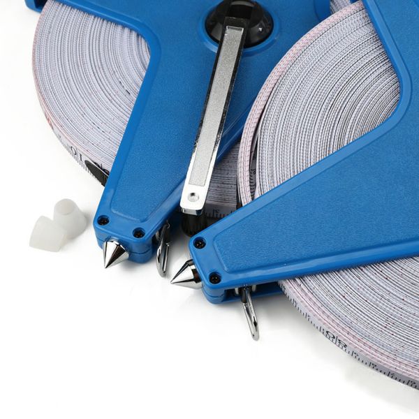 Arpenteurs bleus de cas mesurant la bande, ruban métrique ouvert de fibre de verre de bobine 400 pieds