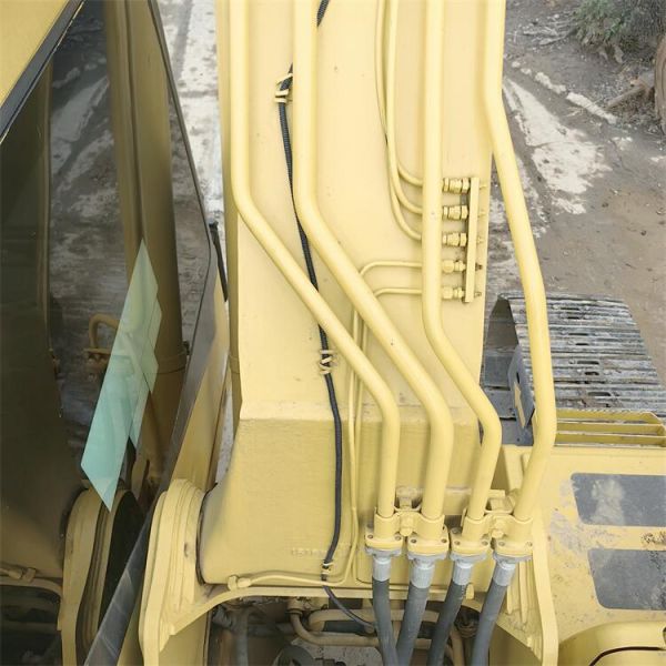 Оригинальный японский экскаватор Komatsu PC220-7 PC220 с оригинальным гидравлическим цилиндром