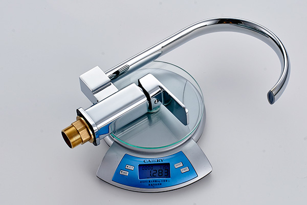 ROVATE Deck Mounted Commercial Brass Kitchen Faucets 360 Degree Rotation