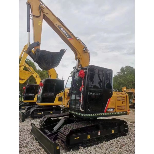 Использованный экскаватор Sany SY95C: ширина 2265 мм, максимум 5210 мм. Высота сброса, двигатель 60,7 кВт