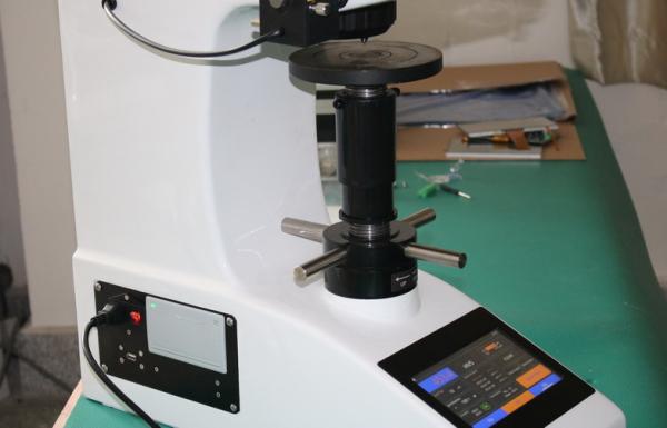 Mechanical Eyepiece Touch Screen Automatic Turret Vickers Hardness Tester Conform ASTM E92