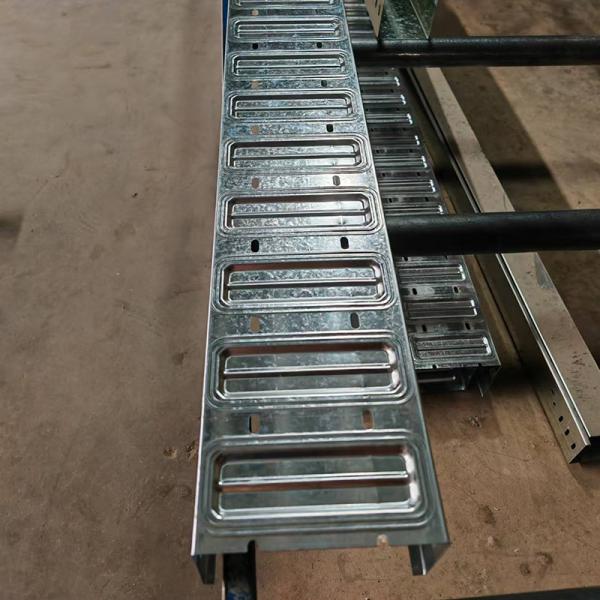 Customizable Load Capacity Heavy Duty Stainless Steel Cable Tray 25mm 150mm Accessories End Caps Load Capacity According To The Design