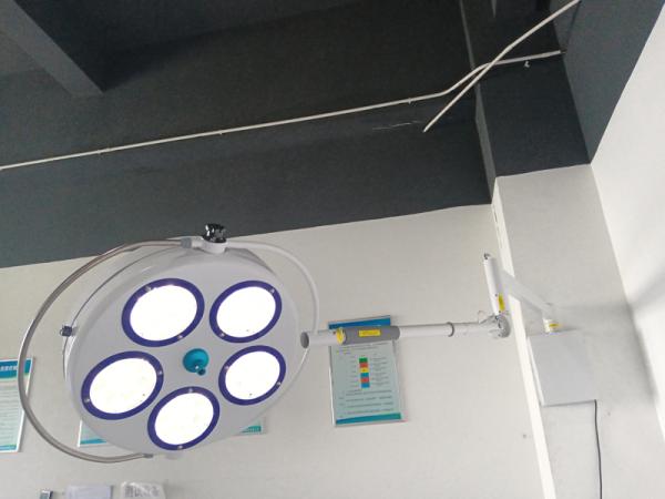 Lampe de fonctionnement à LED chirurgicale à plafond de qualité médicale