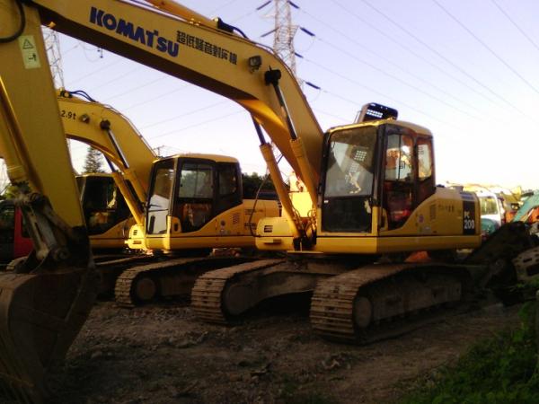 Used Excavator Komatsu PC200-7 Low Price