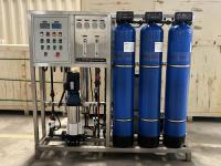 Pequeña desalinizadora industrial 250LPH 500LPH 1000LPH 2000LPH del RO del agua potable