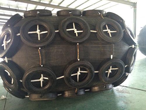 D5000*L3000 Rope Net Pneumatic Yokohama Fender Engineering Ships