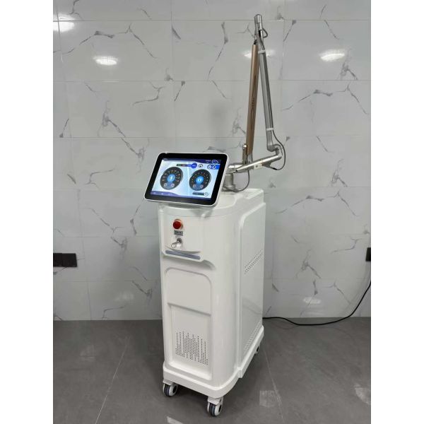 Beauty Salon 1000W IPL Laser Machine With 3*755nm 4*808nm 3*1064nm Laser Bar