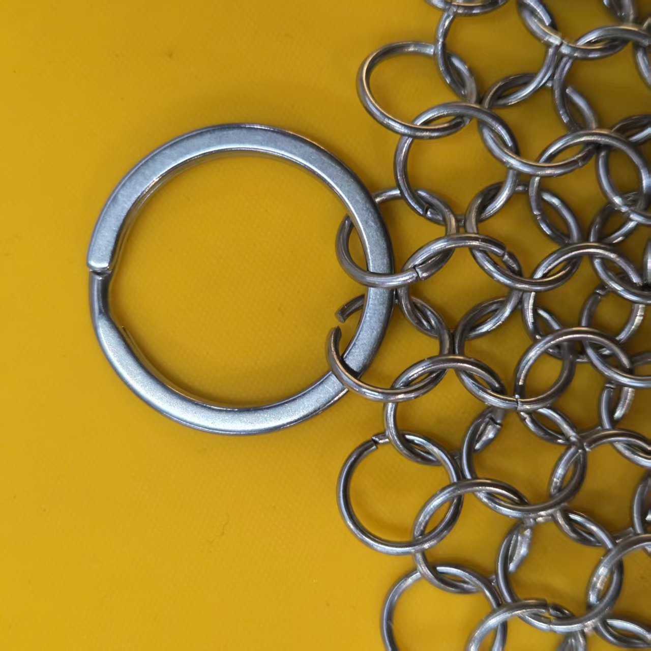 Custom‑made 304stainless‑steel ring‑shaped pot‑scrubbing woven cleaning mesh