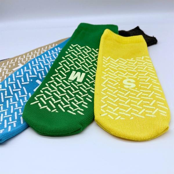 Wholesal Medical  Patient Slippers Non-Skid Anti-Skid Socks  with Customized