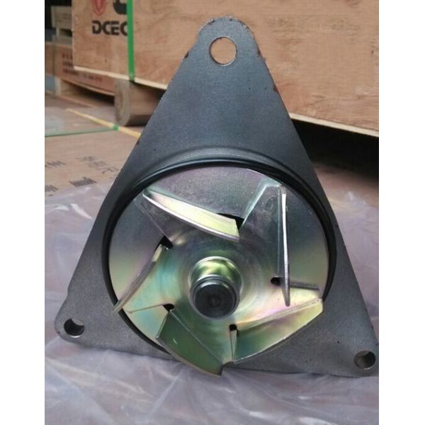 Cummins Original Spare Parts Cummin DCEC 6CT Water Pump 3415366 3800976 3806180