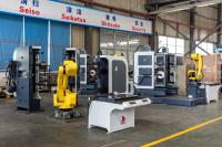 Machine de meulage CNC 100% nouvelle FANUC Robots de cellule de meulage avec 380V tension pour le meulage de robinets