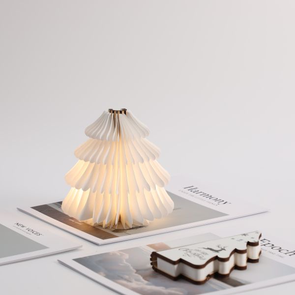 Small Rotating Wood Led Christmas Paper Lamp 700mAh Christmas Tree Shaped