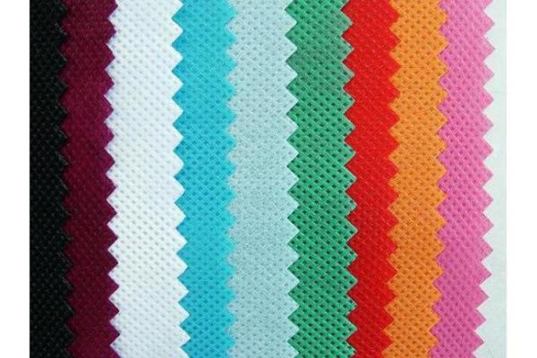 Polyester PET Spunbond Nonwoven Fabric Suitable For Wall Decoration