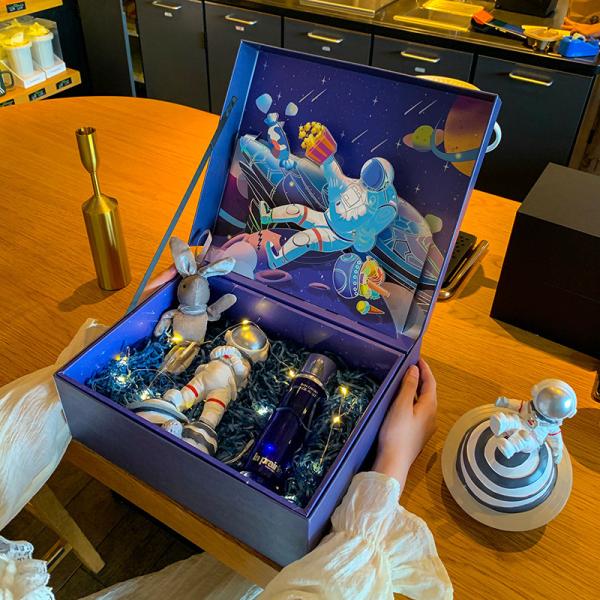 Creative Gift Box 3D Stereo Large Gift Box Cosmetic Bag Packaging Box Valentine'S Day Gift Box