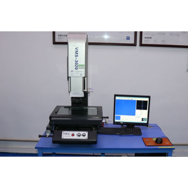 Customized OEM Service Plastic Injection Mold with 1,000,000 Shots for Electronic Parts