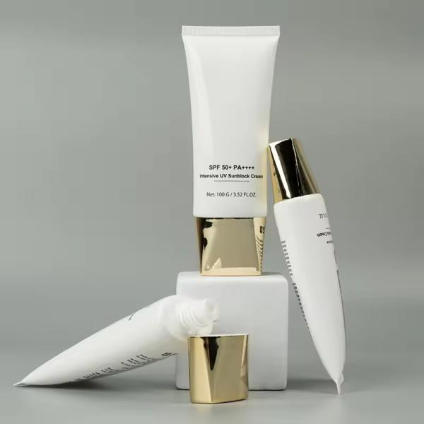 Tubes de pressage en plastique blanche et blanche